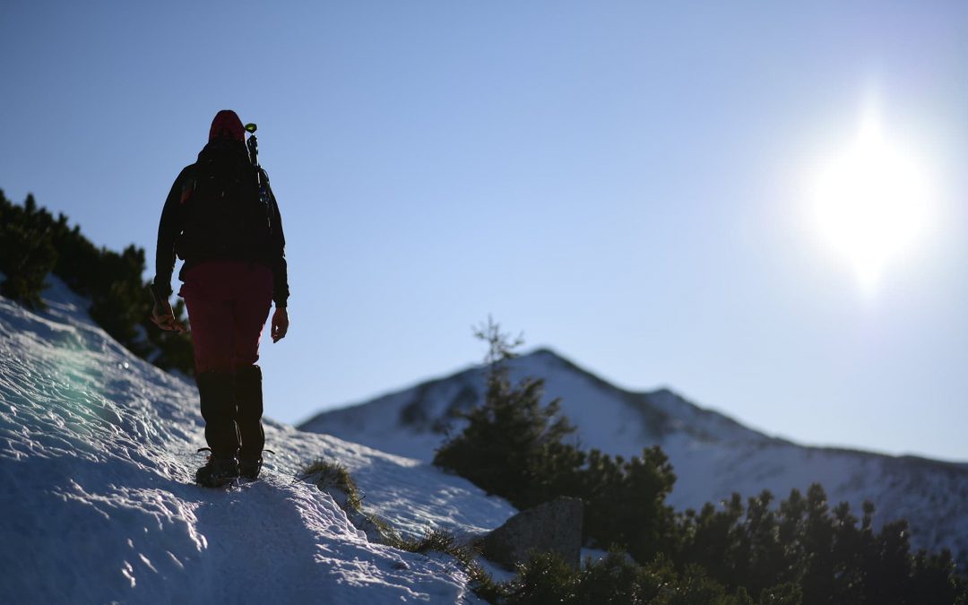 Wyprawy górskie w Tatry Słowackie – czy polisa jest obowiązkowa?